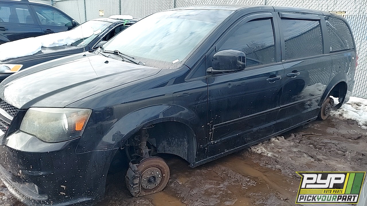 2013 DODGE GRAND CARAVAN partes disponibles