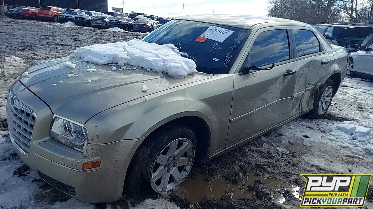 2006 CHRYSLER 300 partes disponibles