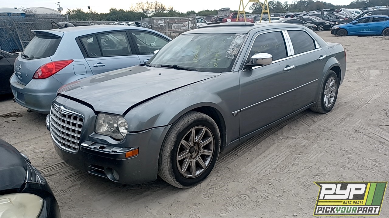 2006 CHRYSLER 300 available for parts