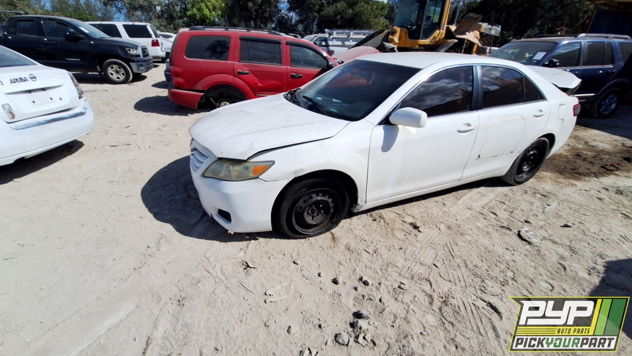 2010 TOYOTA CAMRY partes disponibles