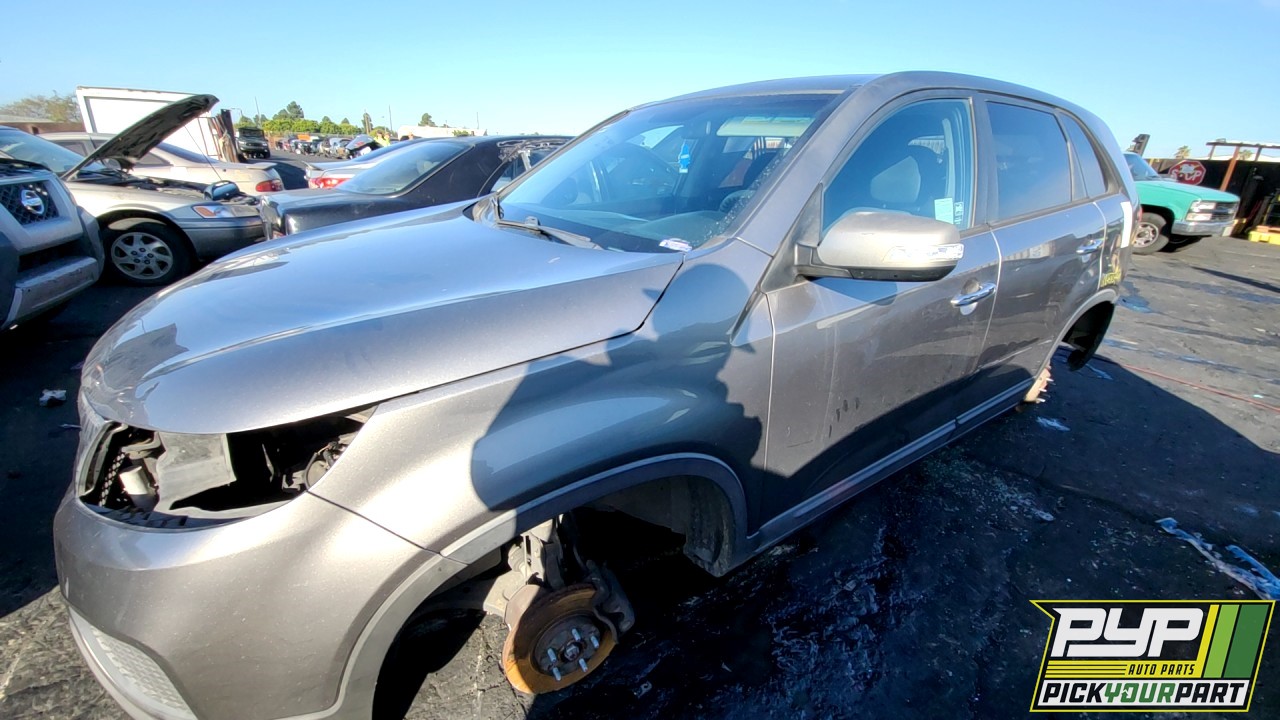 2012 KIA SORENTO available for parts