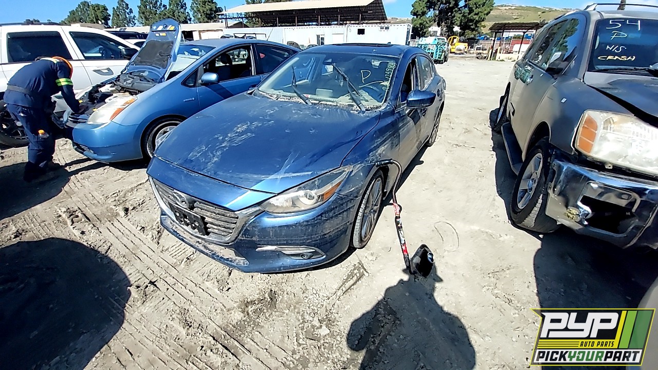 2017 MAZDA 3 partes disponibles
