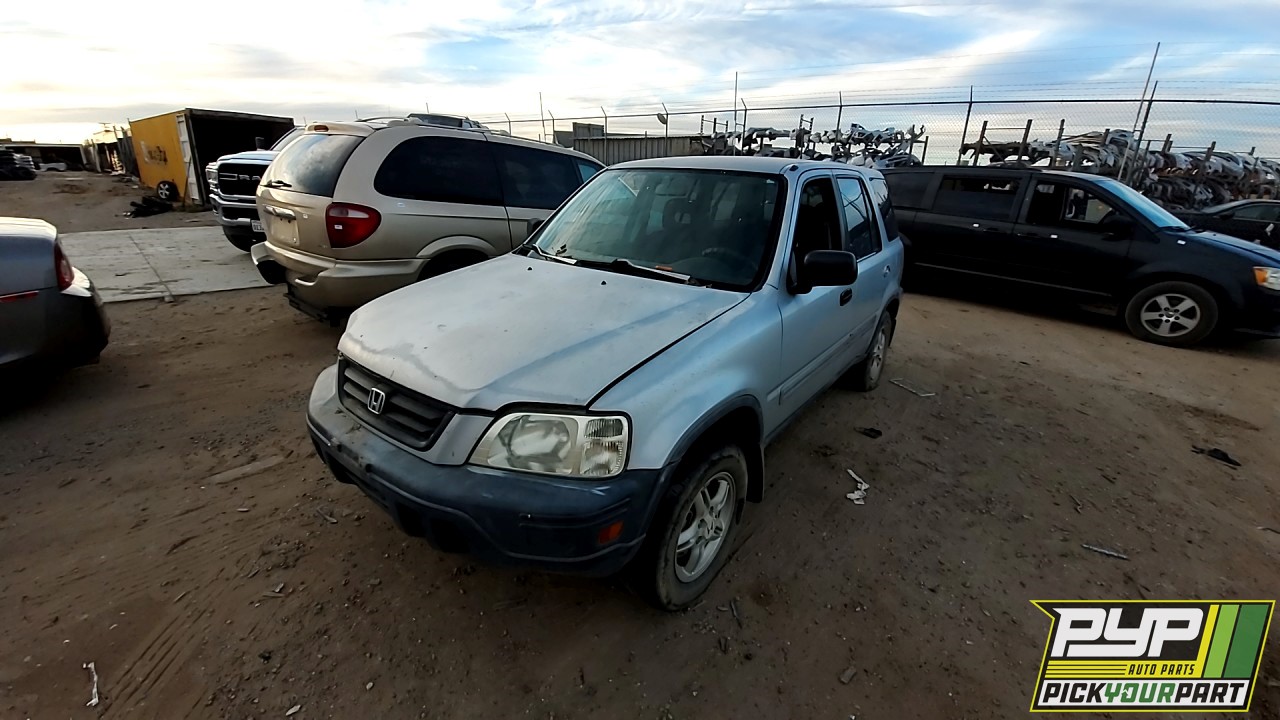 2001 HONDA CR-V available for parts