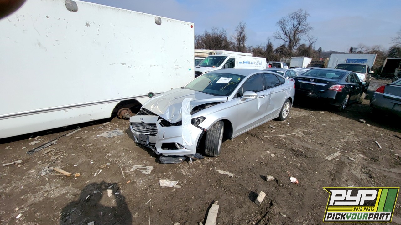 2013 FORD FUSION partes disponibles