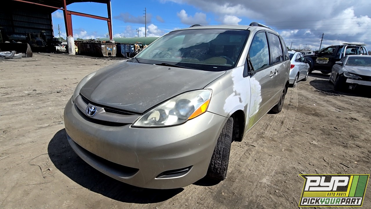 2008 TOYOTA SIENNA partes disponibles