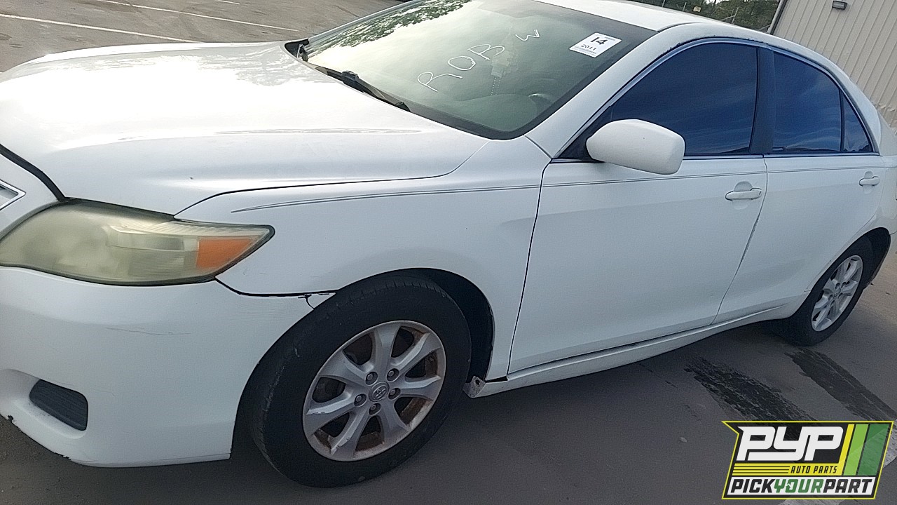 2011 TOYOTA CAMRY partes disponibles