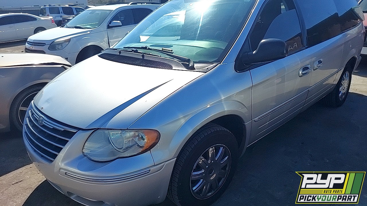 2006 CHRYSLER TOWN & COUNTRY partes disponibles