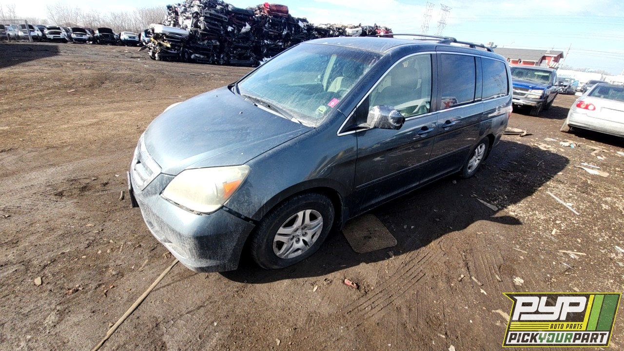 2006 HONDA ODYSSEY available for parts
