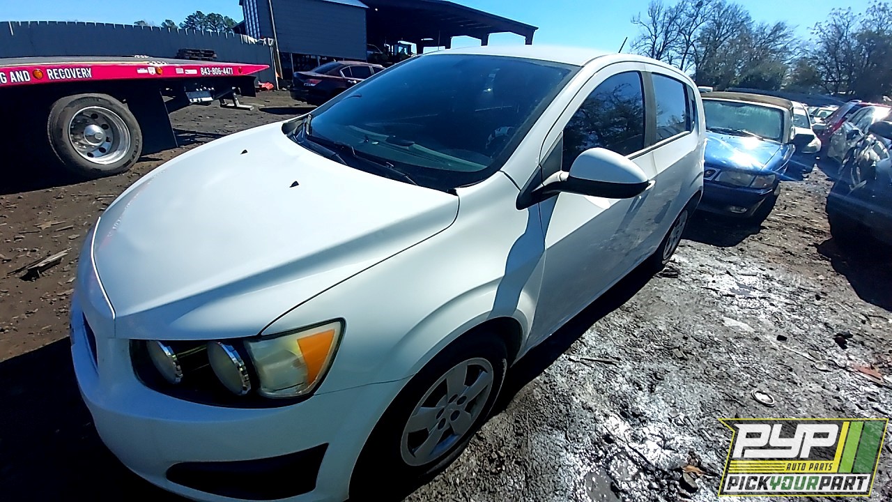 2015 CHEVROLET SONIC partes disponibles
