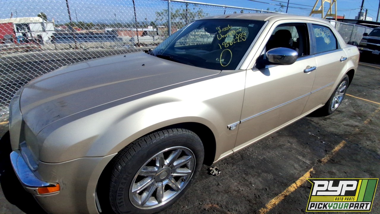 2006 CHRYSLER 300 partes disponibles
