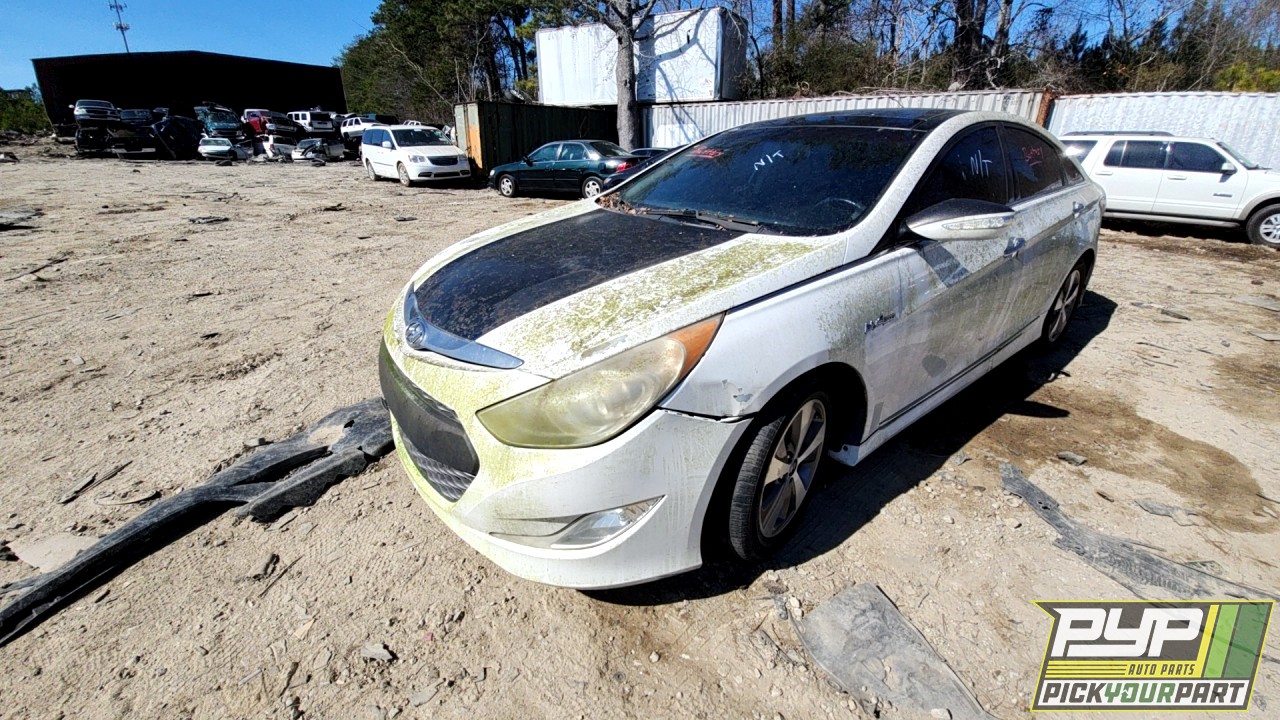 2011 HYUNDAI SONATA available for parts