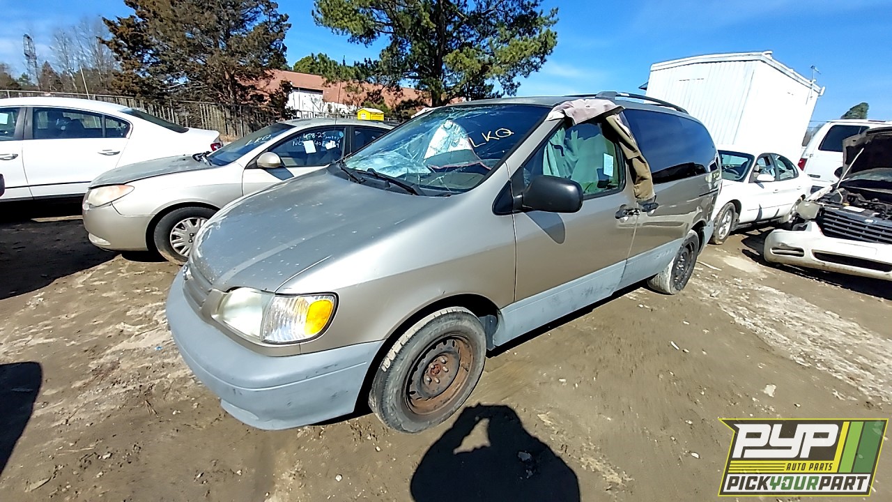 2001 TOYOTA SIENNA partes disponibles