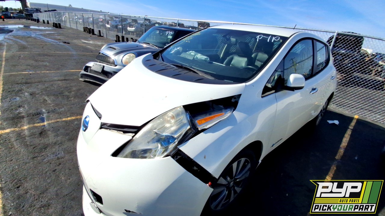 2016 NISSAN LEAF partes disponibles