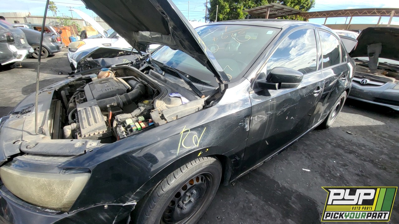 2016 VOLKSWAGEN JETTA partes disponibles