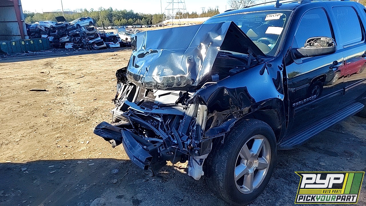2011 CHEVROLET AVALANCHE available for parts