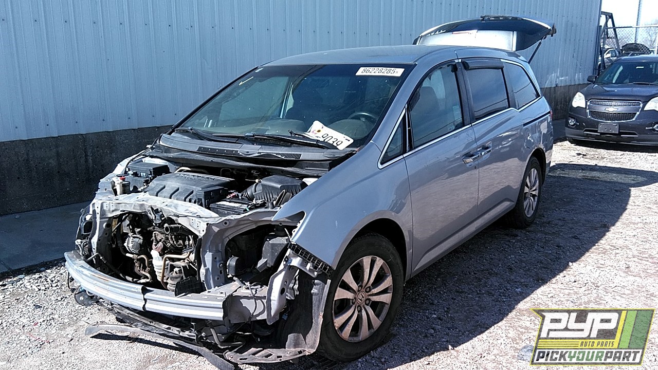 2016 HONDA ODYSSEY available for parts