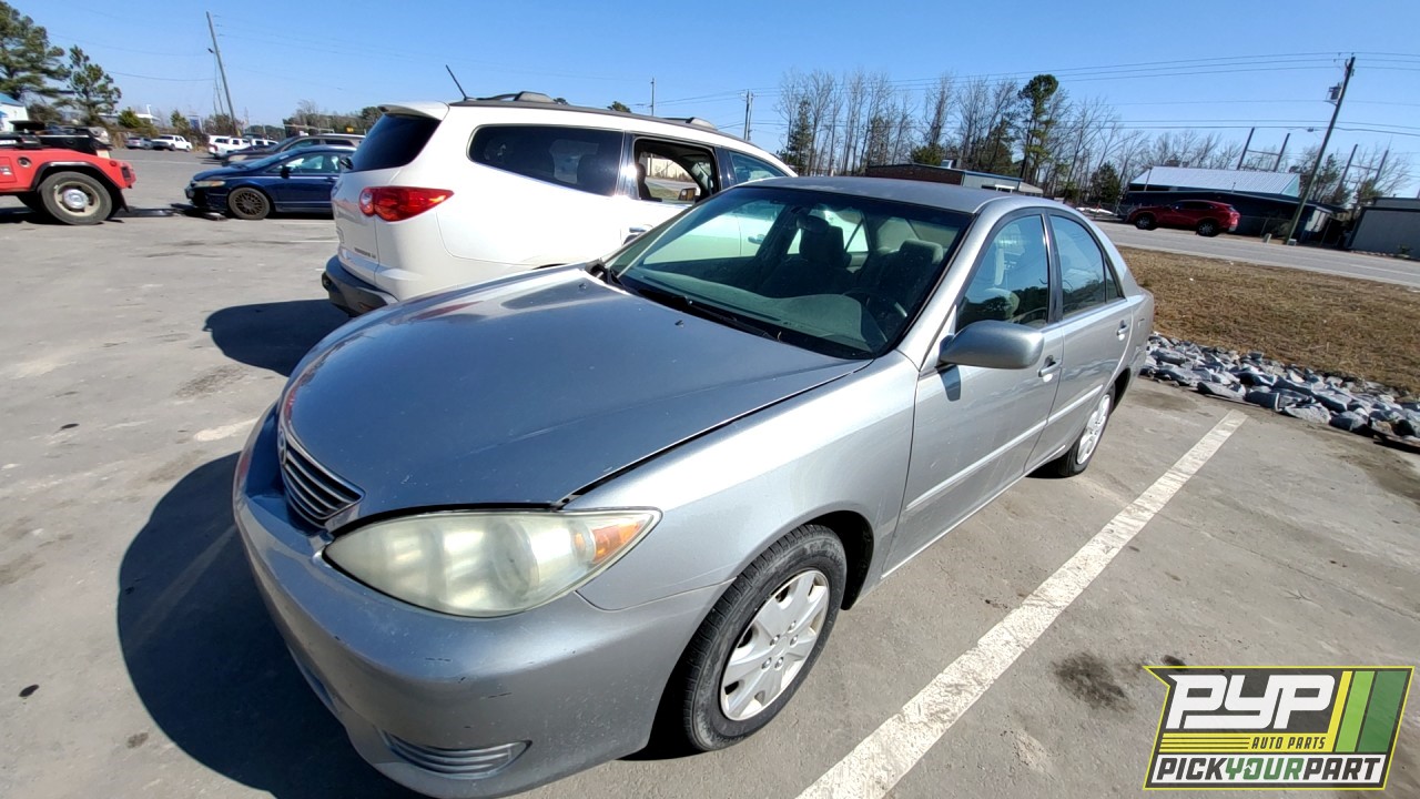 2005 TOYOTA CAMRY partes disponibles