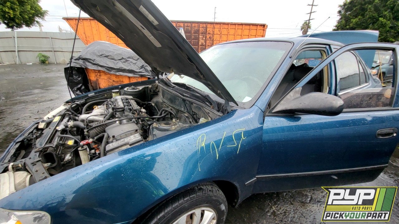 2000 TOYOTA COROLLA partes disponibles
