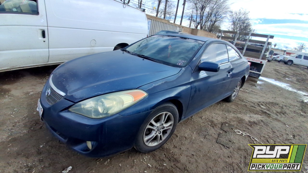 2004 TOYOTA SOLARA partes disponibles
