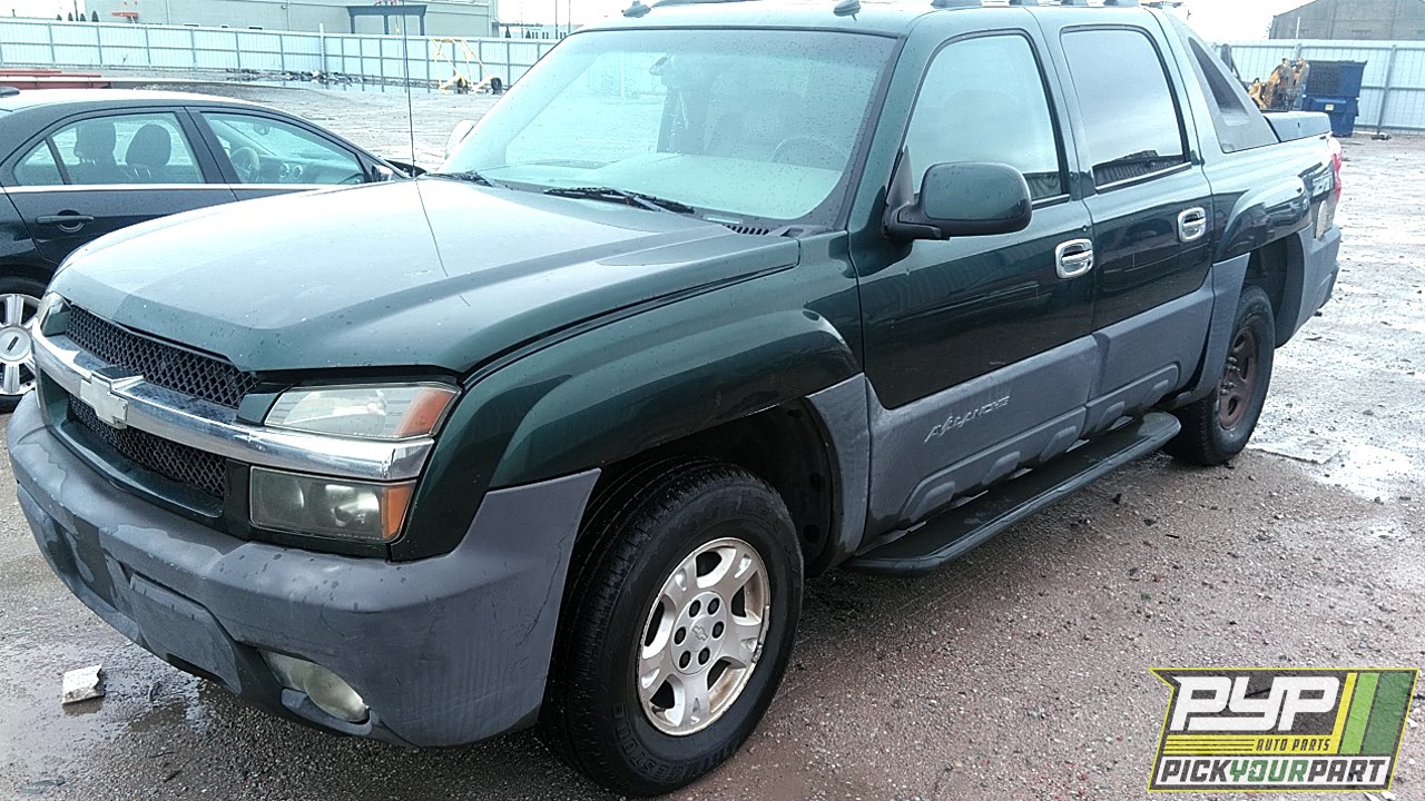 2003 CHEVROLET AVALANCHE 1500 available for parts