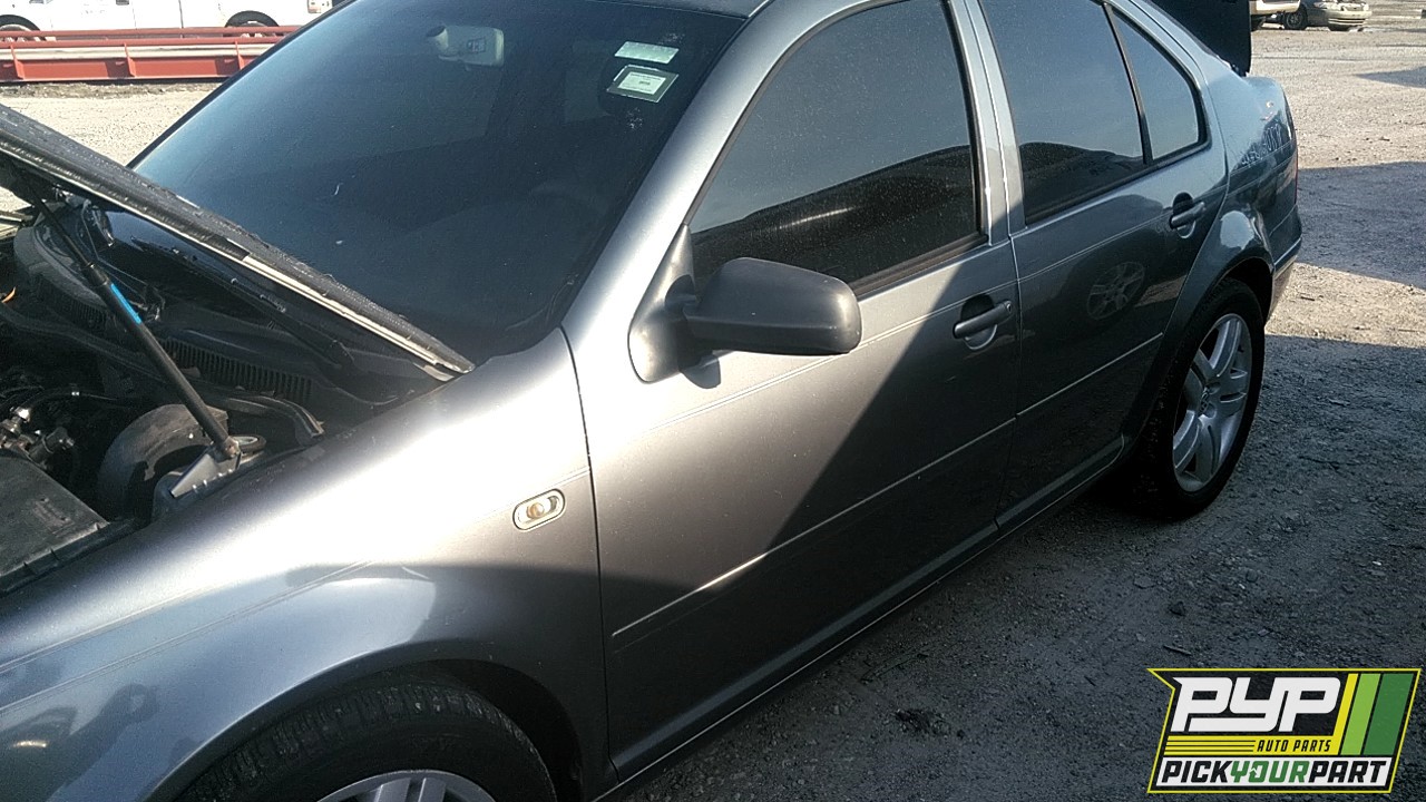2003 VOLKSWAGEN JETTA partes disponibles
