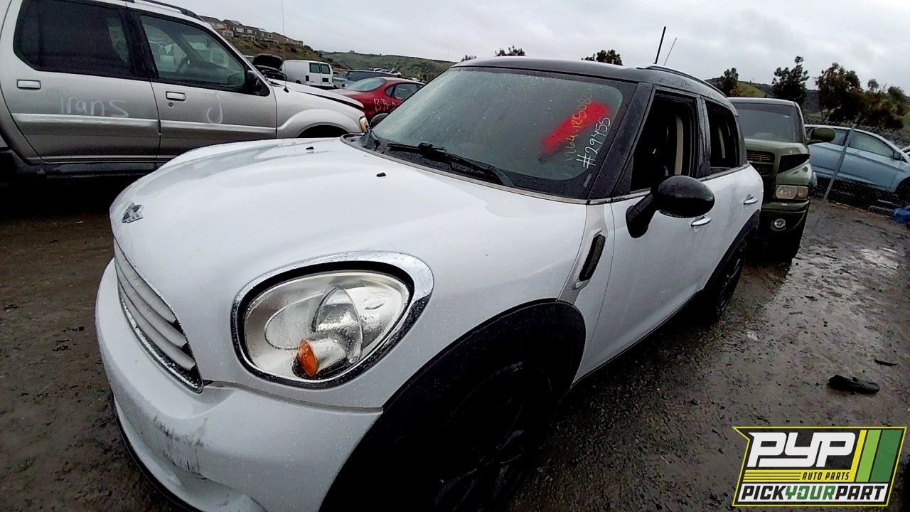 2012 MINI COOPER COUNTRYMAN partes disponibles