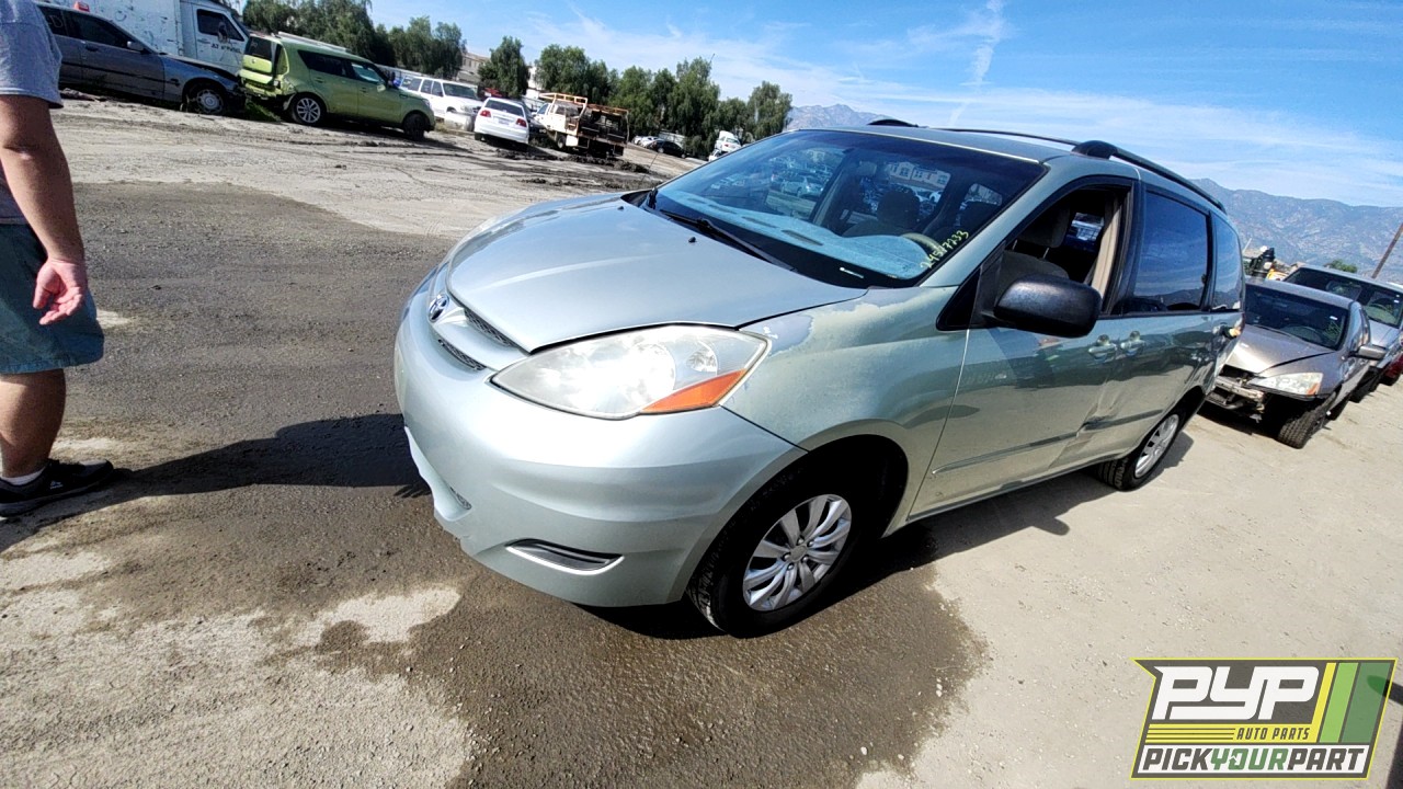 2006 TOYOTA SIENNA partes disponibles
