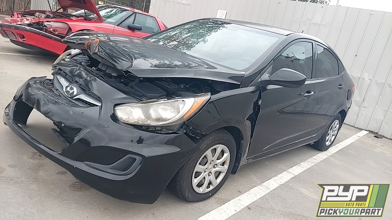 2012 HYUNDAI ACCENT partes disponibles