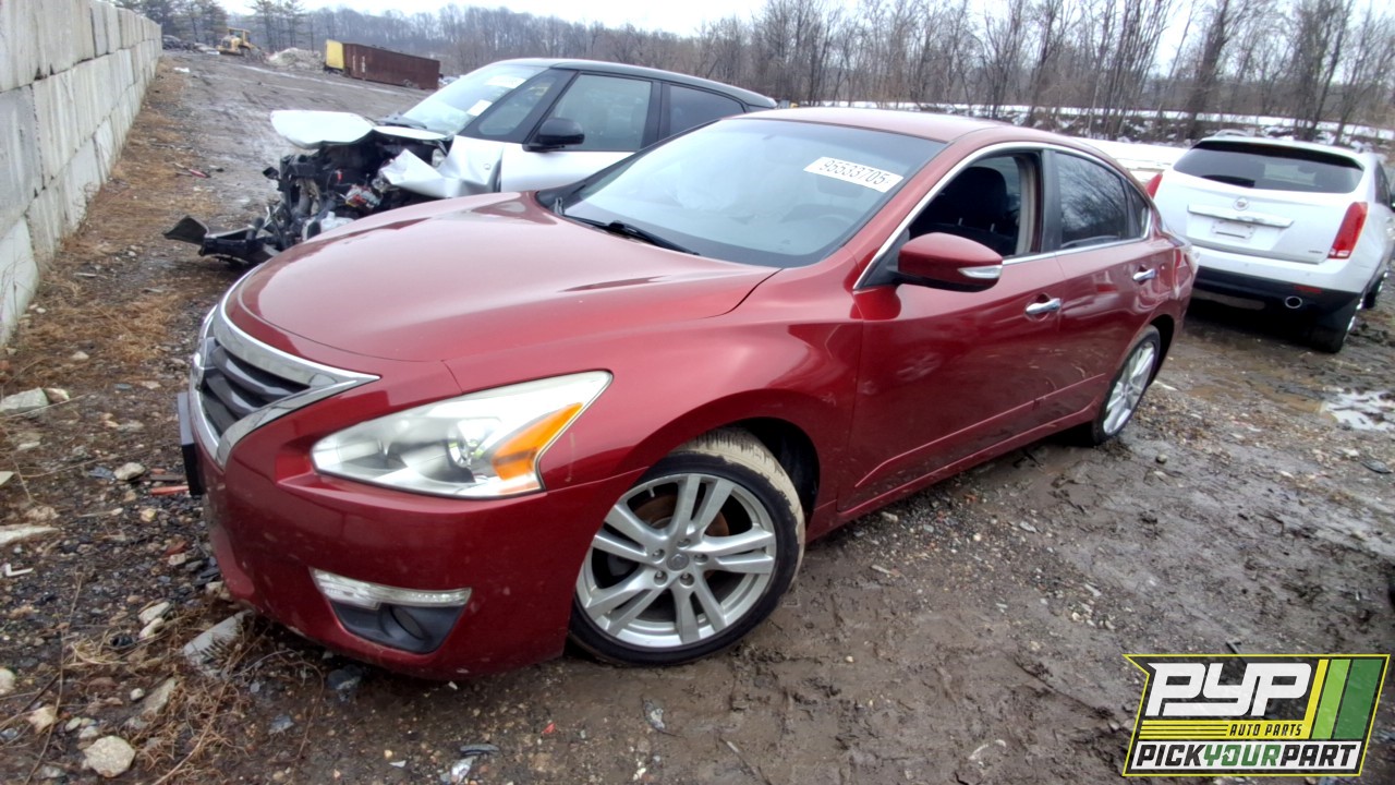 2013 NISSAN ALTIMA partes disponibles