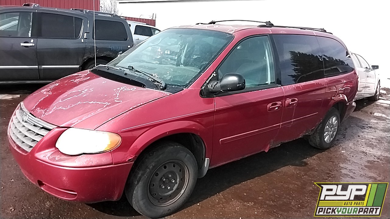 2006 CHRYSLER TOWN & COUNTRY partes disponibles