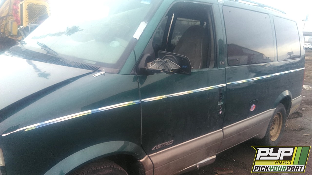 2002 CHEVROLET ASTRO available for parts