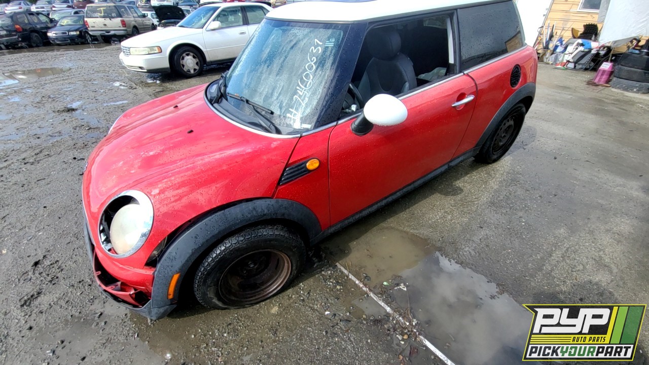 2009 MINI COOPER partes disponibles