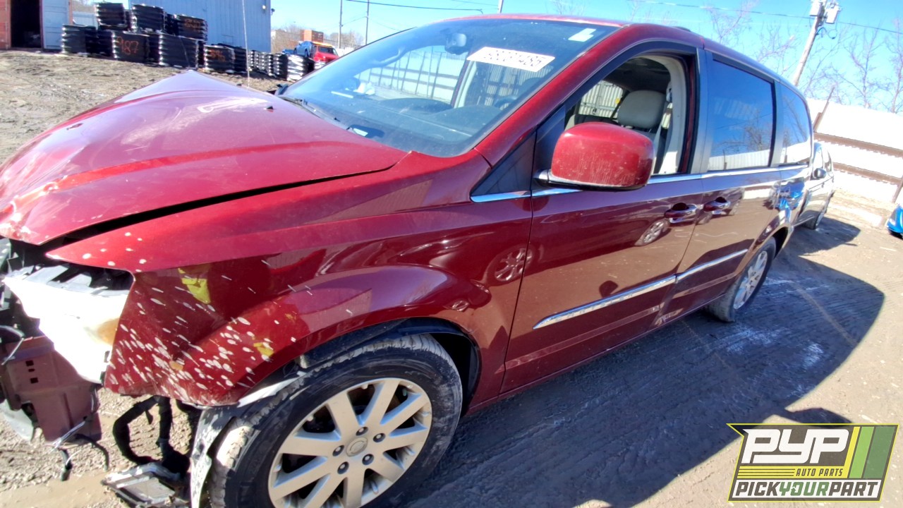 2014 CHRYSLER TOWN & COUNTRY partes disponibles
