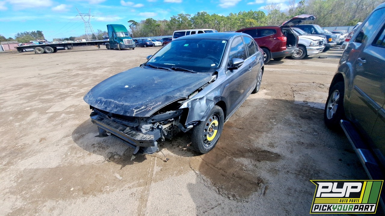 2013 VOLKSWAGEN JETTA partes disponibles