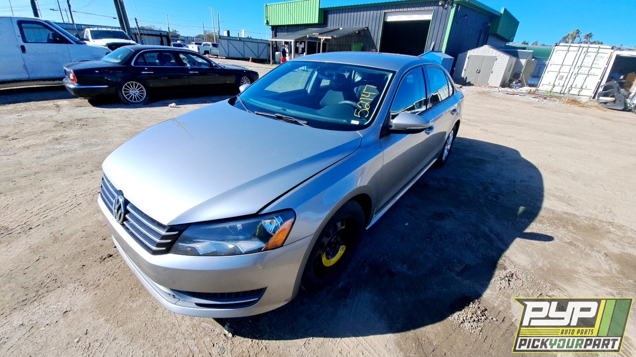 2012 VOLKSWAGEN PASSAT partes disponibles