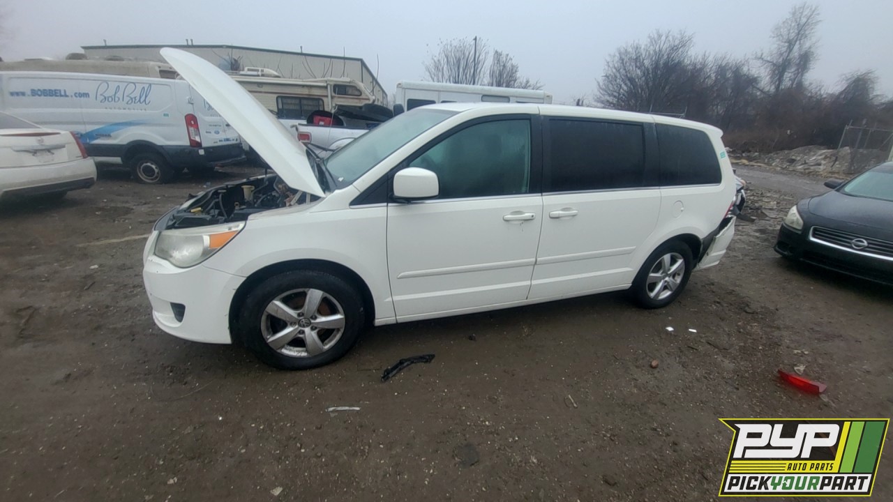2009 VOLKSWAGEN ROUTAN available for parts