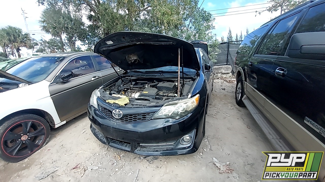 2012 TOYOTA CAMRY partes disponibles