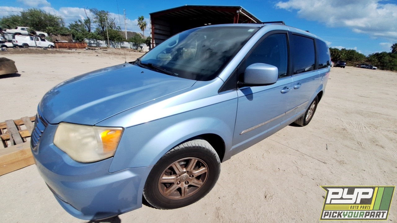 2013 CHRYSLER TOWN & COUNTRY available for parts