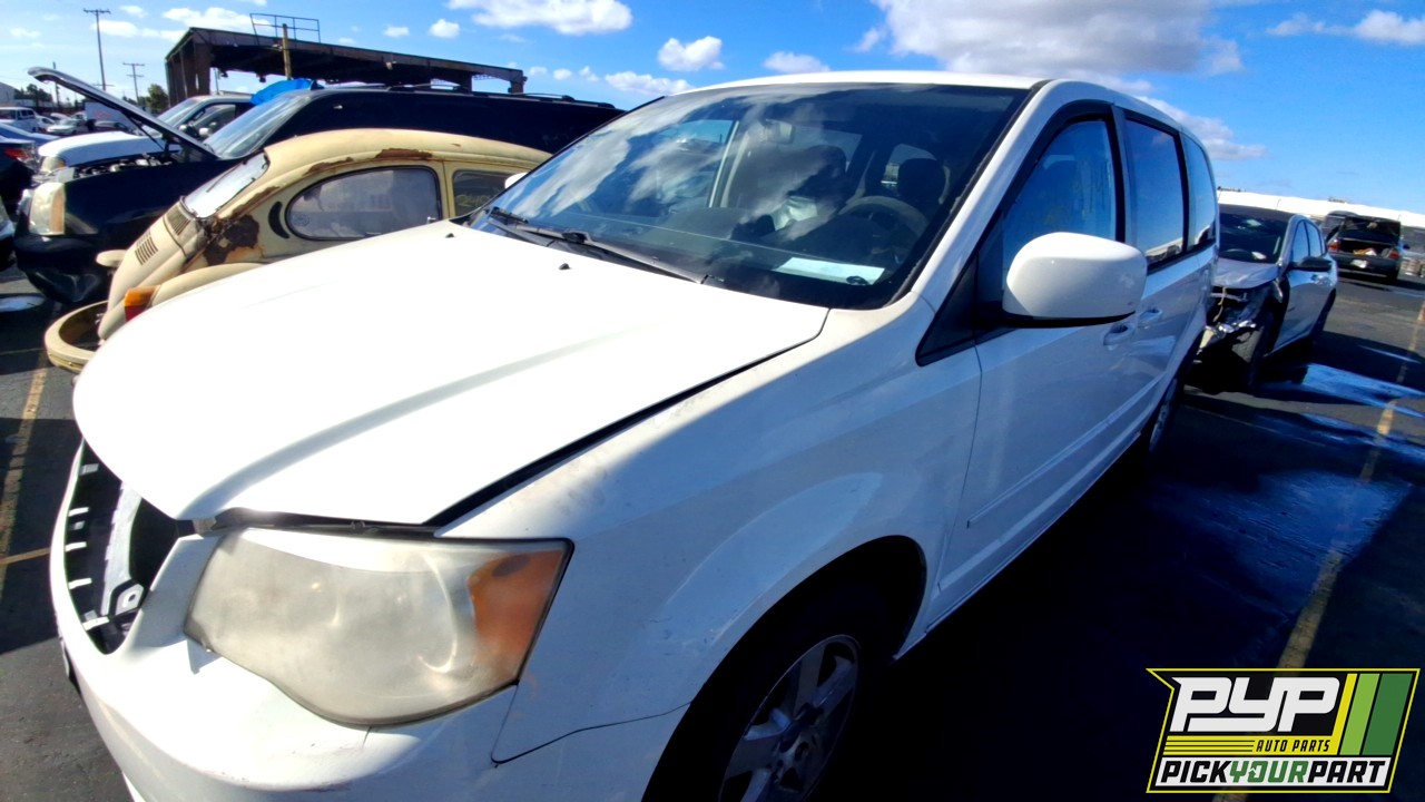 2013 DODGE GRAND CARAVAN partes disponibles