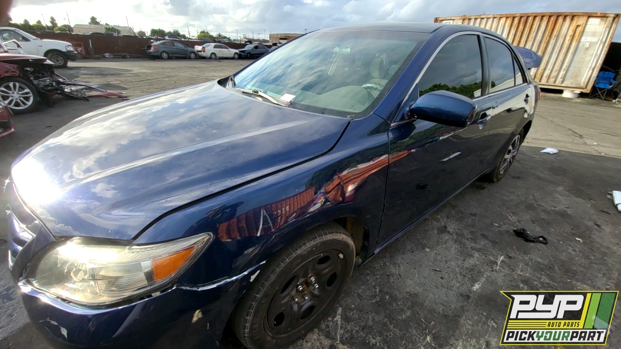 2010 TOYOTA CAMRY partes disponibles