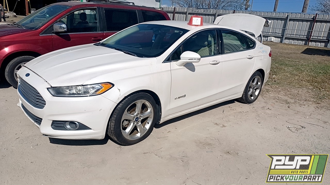 2013 FORD FUSION partes disponibles
