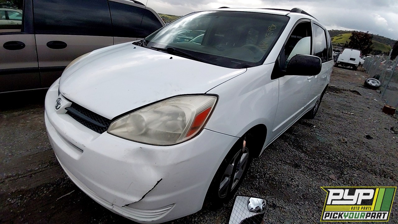 2005 TOYOTA SIENNA partes disponibles