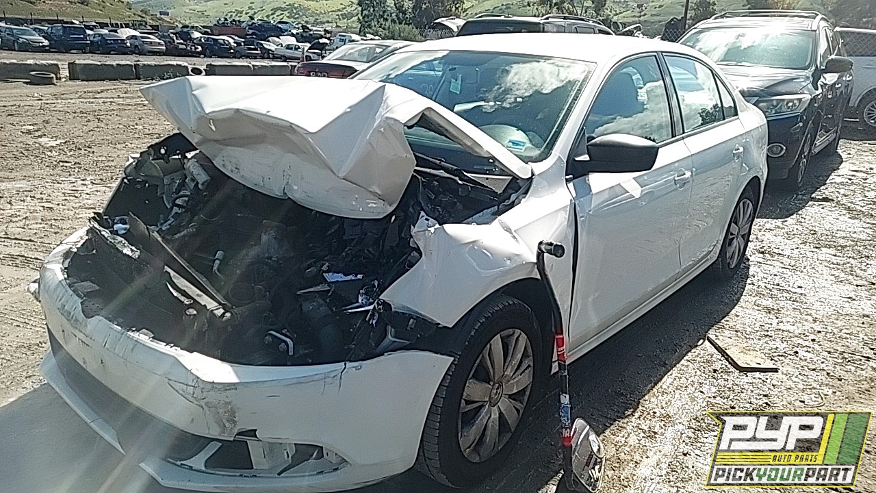 2013 VOLKSWAGEN JETTA available for parts