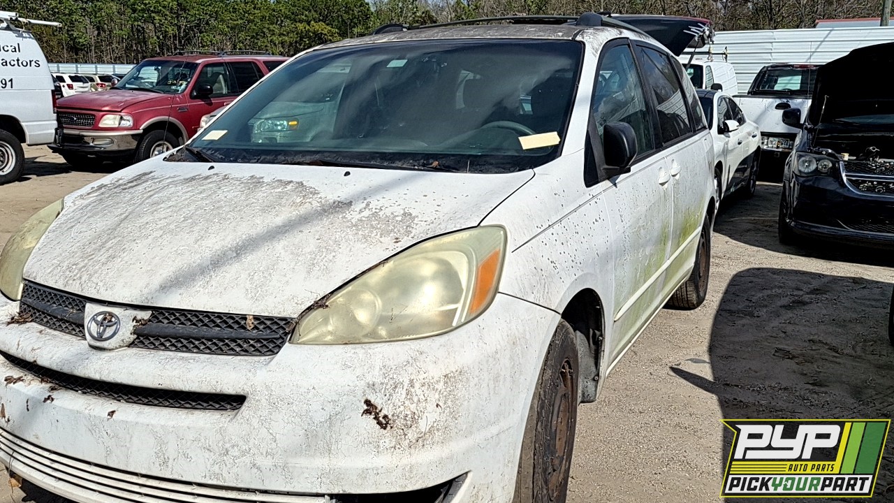2004 TOYOTA SIENNA partes disponibles