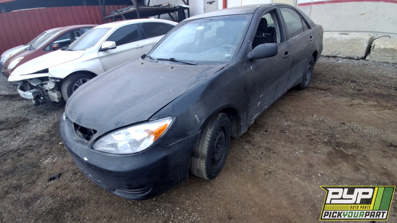 2004 TOYOTA CAMRY partes disponibles