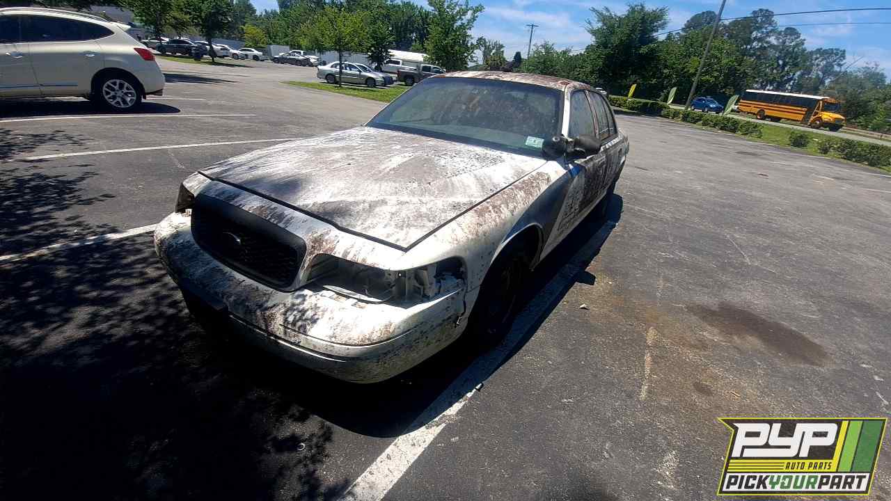 2001 FORD Crown Victoria