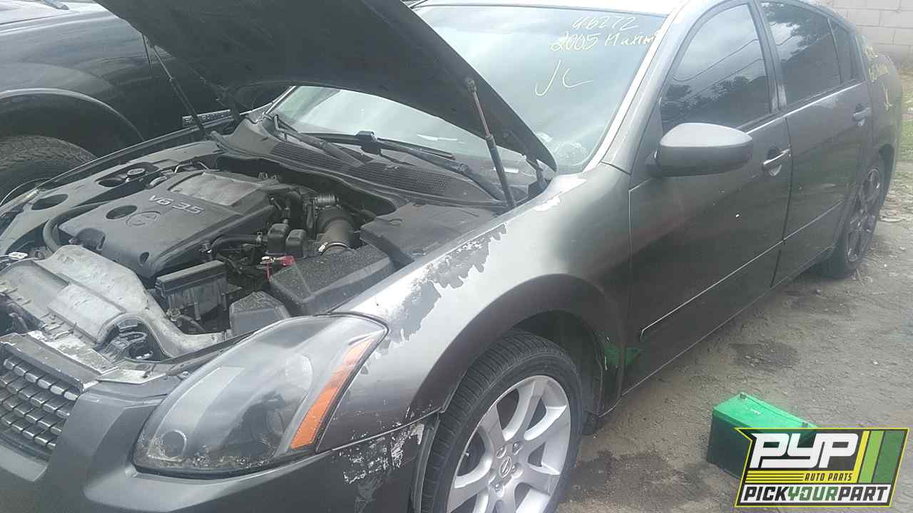 2005 NISSAN Maxima