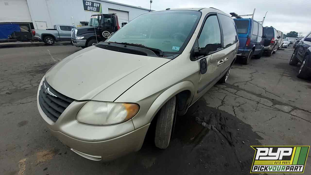 2006 CHRYSLER Town and Country