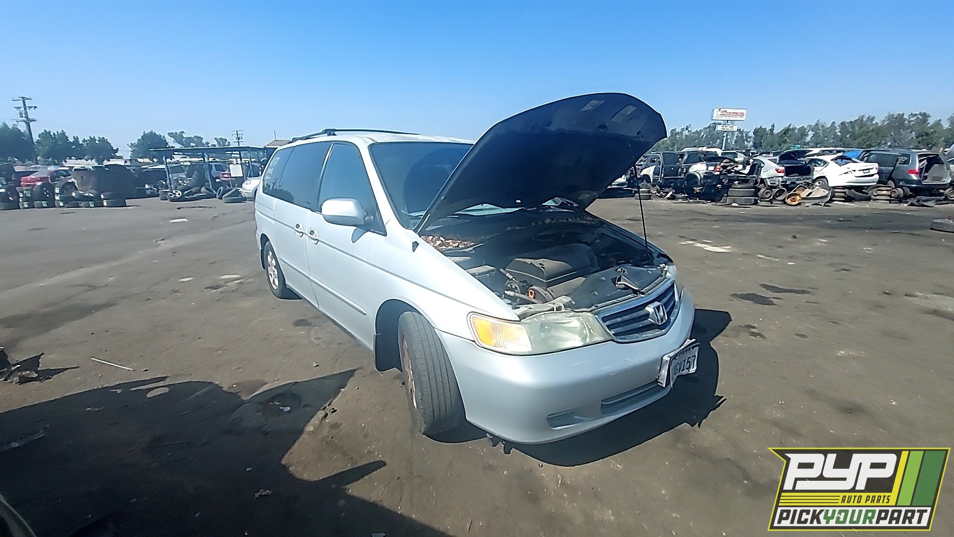 2002 HONDA ODYSSEY available for parts