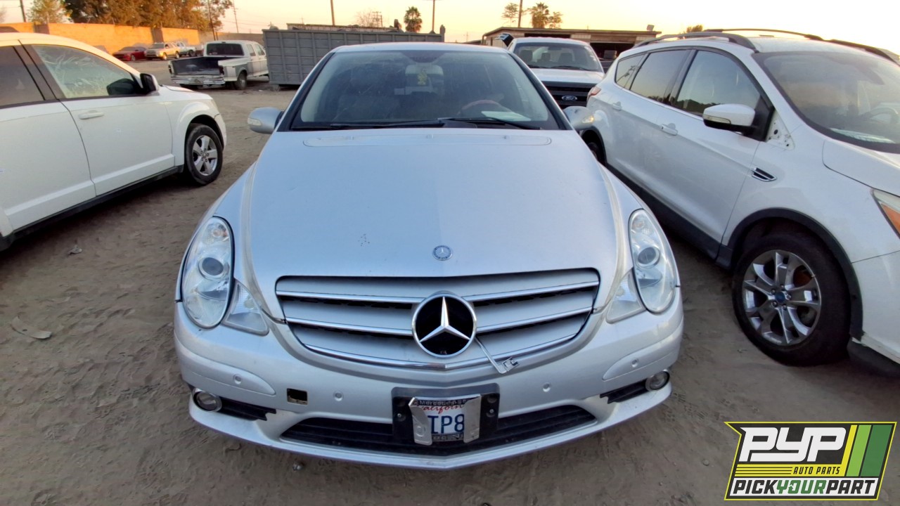 2008 MERCEDES-BENZ R350 available for parts